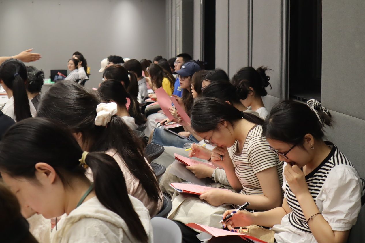 CA88新闻撒播学院第四次团代会、第七次学代会顺遂召开-CA88