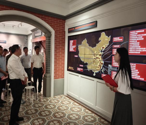 追光聚协力，，，，，星火启新程——秋白党支部、档案馆党支部结对共建活动顺遂举行-CA88